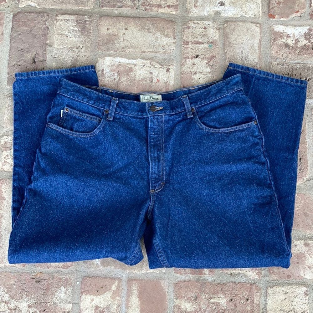 L.L. Bean Natural Fit Five Pocket Jeans Size 38/29